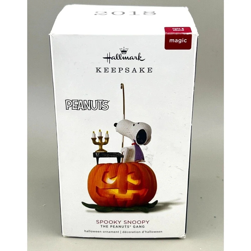 Hallmark Keepsake SPOOKY SNOOPY The Peanuts Magic Sound Light Halloween Ornament